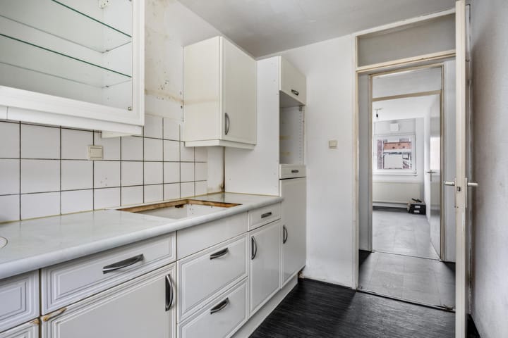 Foto 8 van Veelzigtstraat 8-02R