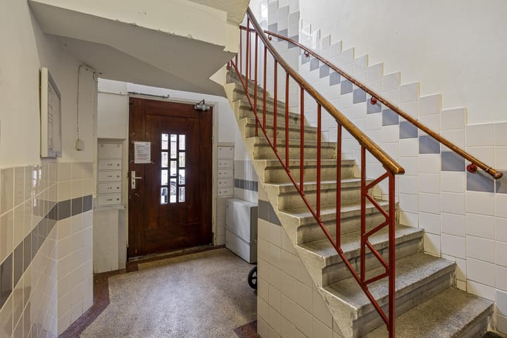 Foto 21 van Veelzigtstraat 8-02R