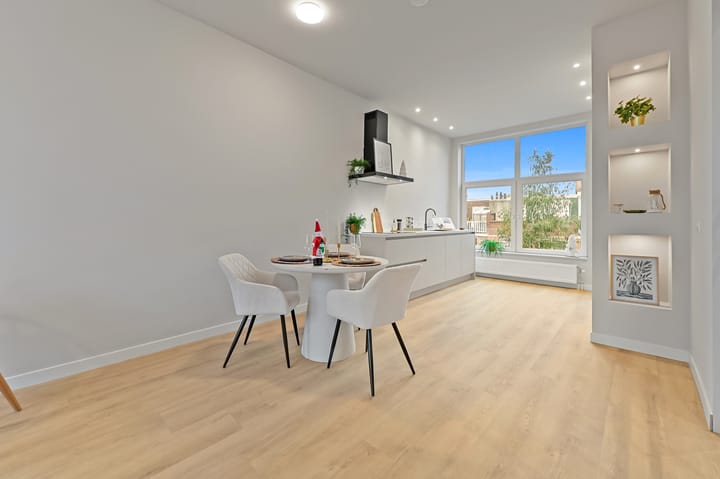 Foto 17 van Nicolaas Tulpstraat 19