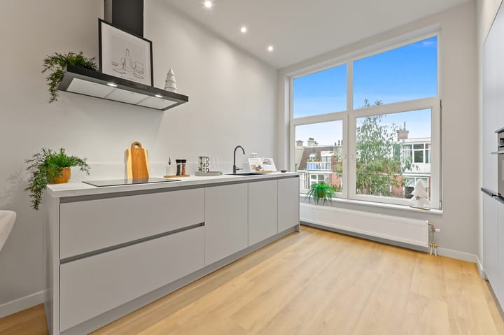 Foto 19 van Nicolaas Tulpstraat 19