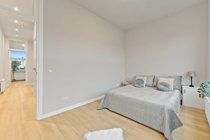 Foto 22 van Nicolaas Tulpstraat 19