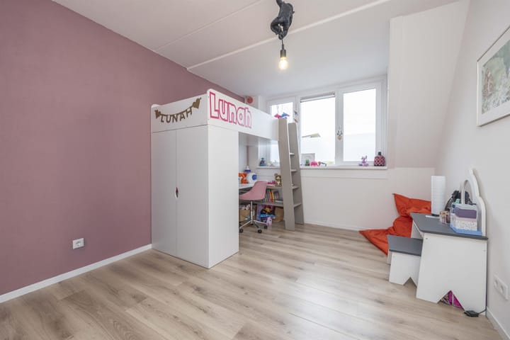 Foto 13 van Kruiningenstraat 46