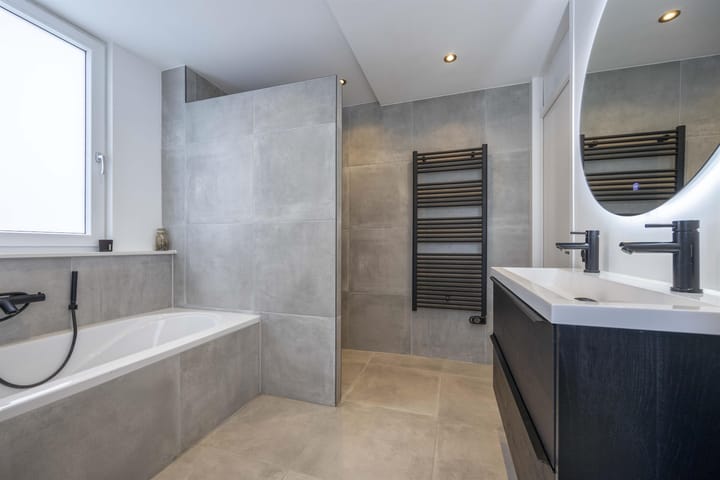 Foto 15 van Kruiningenstraat 46