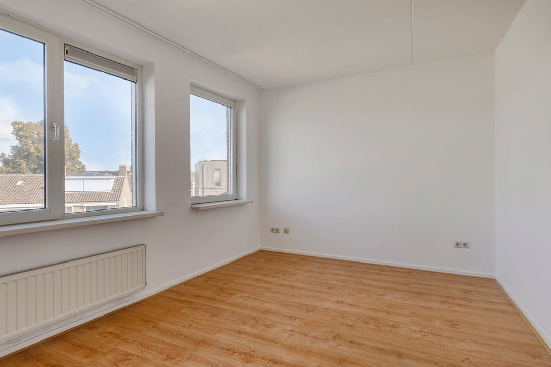 Photo 17 of Kade 30-B