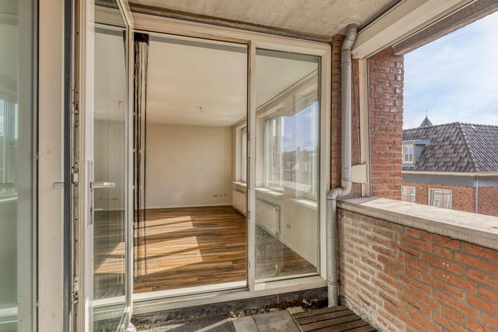 Photo 23 of Kade 30-B