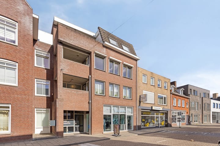 Photo 27 of Kade 30-B