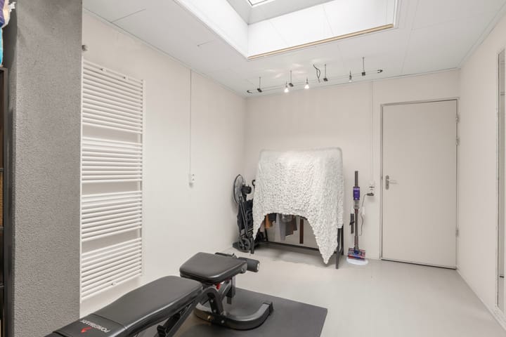 Photo 15 of Langdonk 12