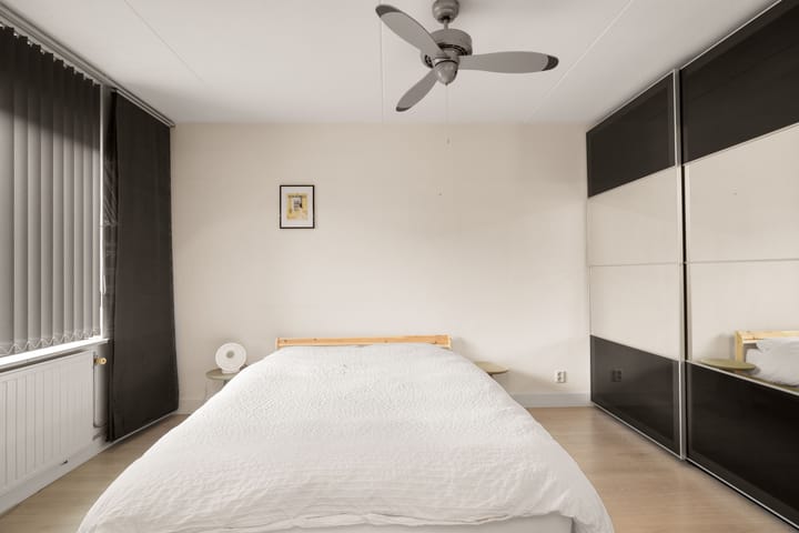 Photo 27 of Langdonk 12