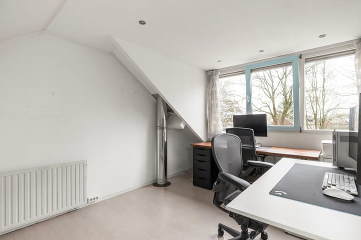 Photo 40 of Langdonk 12