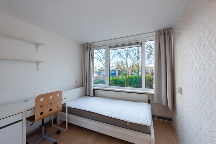 Photo 19 of Van 't Hoffstraat 65