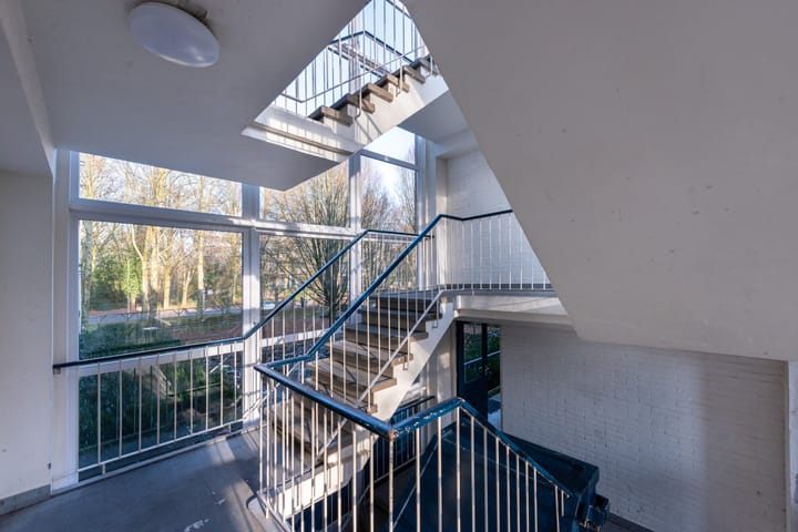 Photo 29 of Van 't Hoffstraat 65