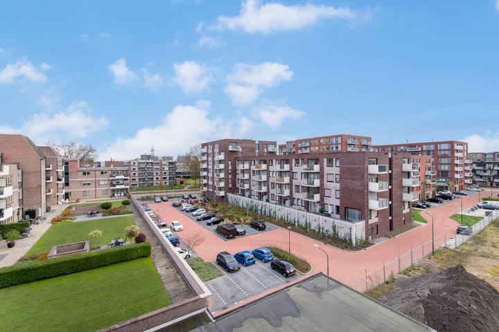 Photo 31 of Parallelweg 1-18