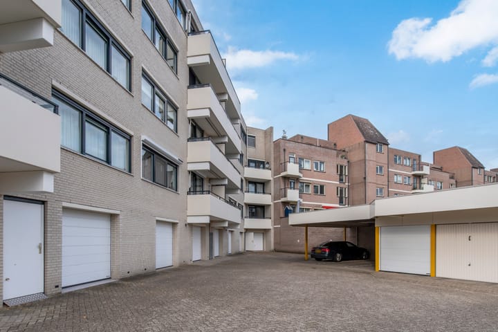 Photo 36 of Parallelweg 1-18