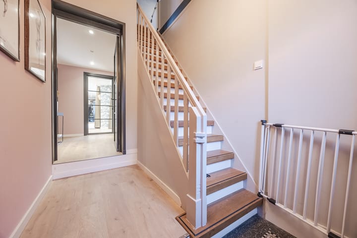 Photo 6 of Burgemeester Geillstraat 36