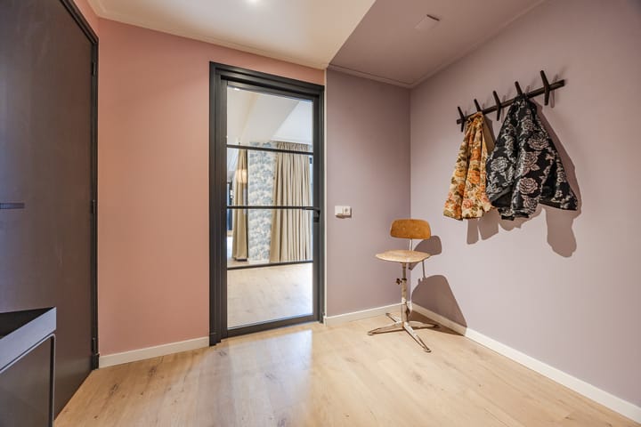 Photo 7 of Burgemeester Geillstraat 36