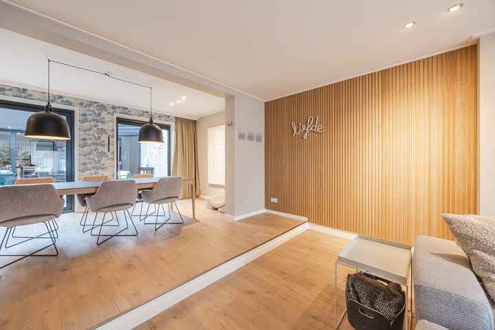 Photo 12 of Burgemeester Geillstraat 36