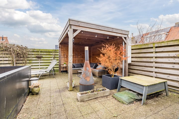 Photo 41 of Burgemeester Geillstraat 36