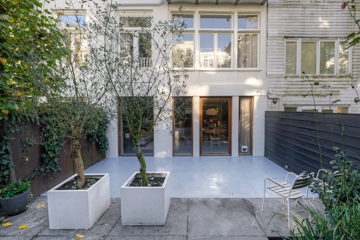 Photo 33 of Willemsparkweg 46-A