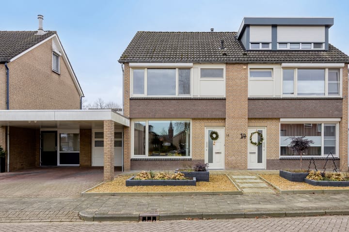 Photo 6 of Vullingsstraat 16