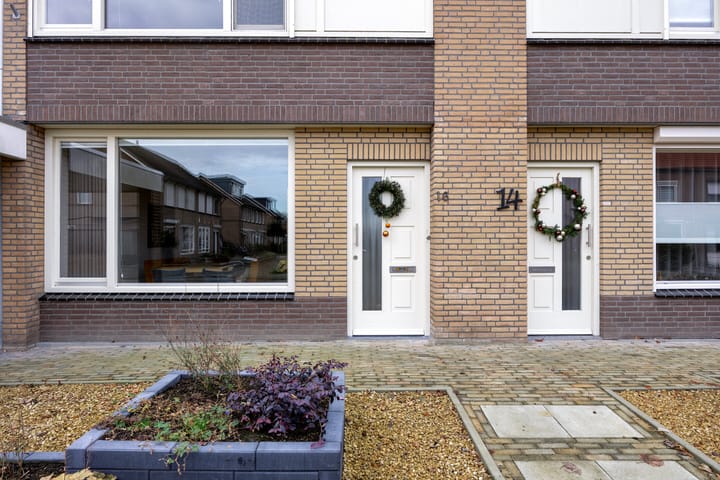 Photo 7 of Vullingsstraat 16