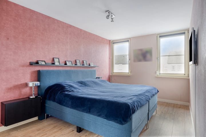 Photo 22 of Vullingsstraat 16