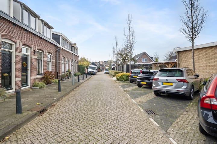 Photo 38 of Couperusstraat 13