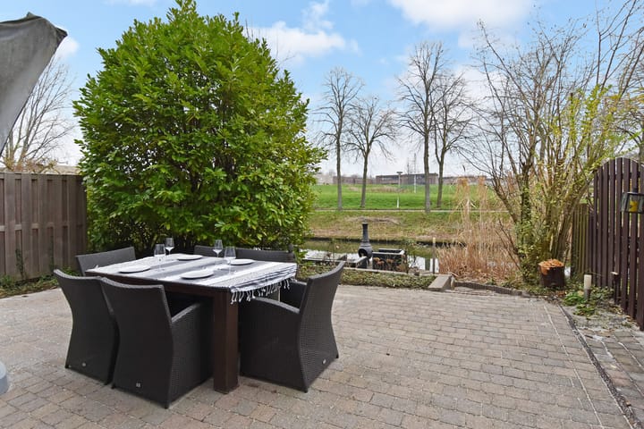 Foto 16 van Mahoniehout 12