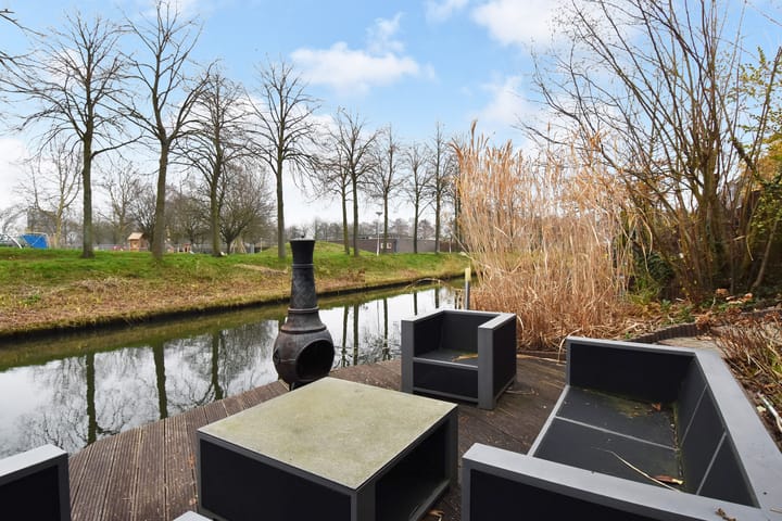 Foto 19 van Mahoniehout 12