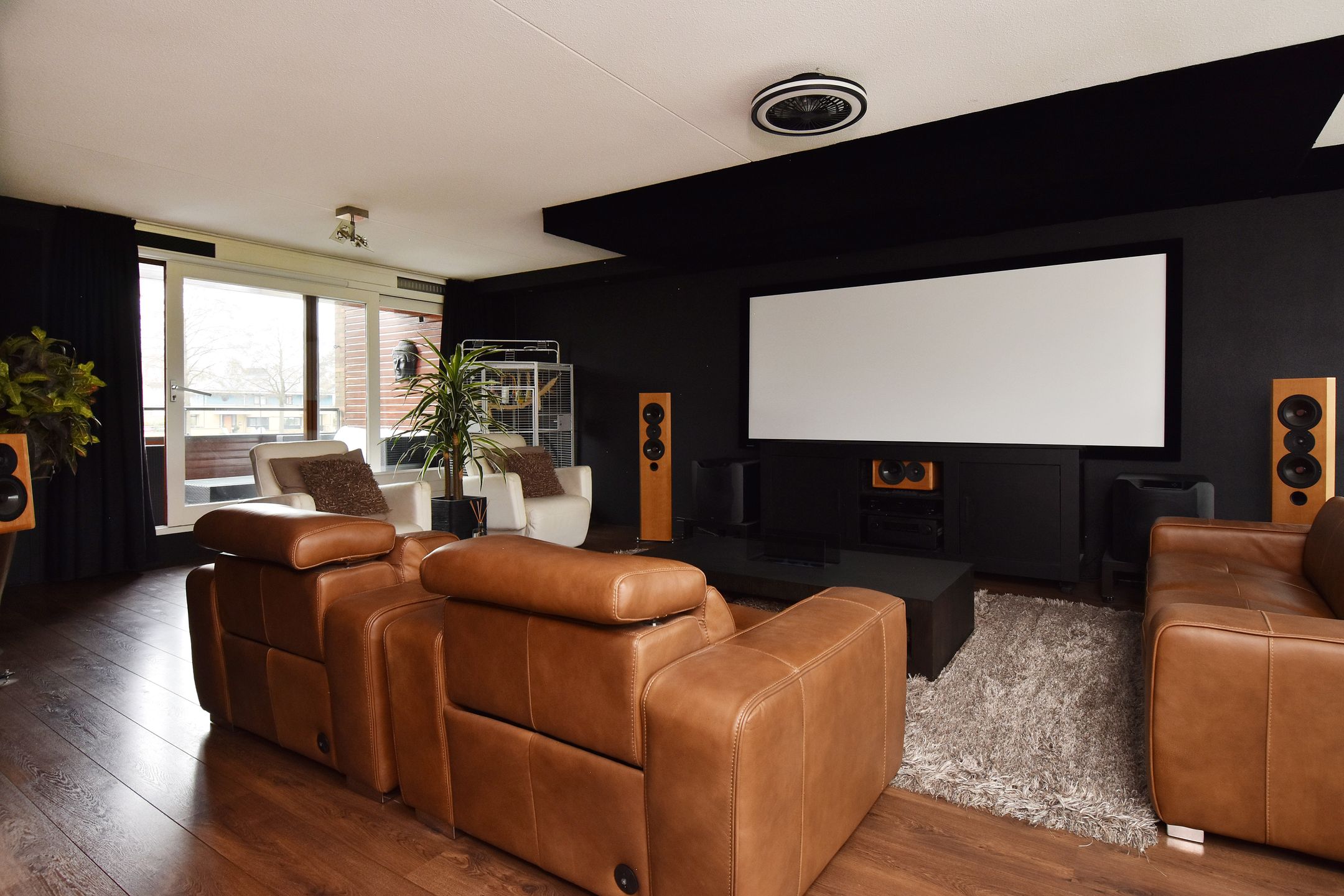 Foto 27 van Mahoniehout 12