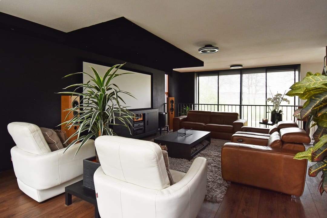 Foto 31 van Mahoniehout 12