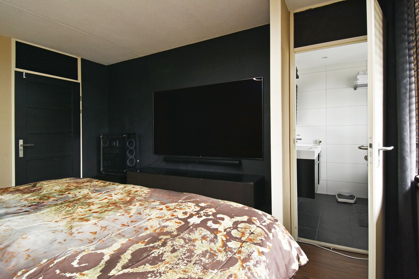 Foto 40 van Mahoniehout 12