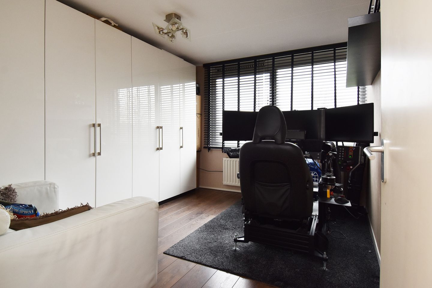 Foto 44 van Mahoniehout 12