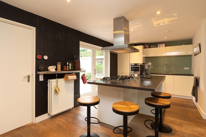 Photo 14 of Albertus Perkstraat 66