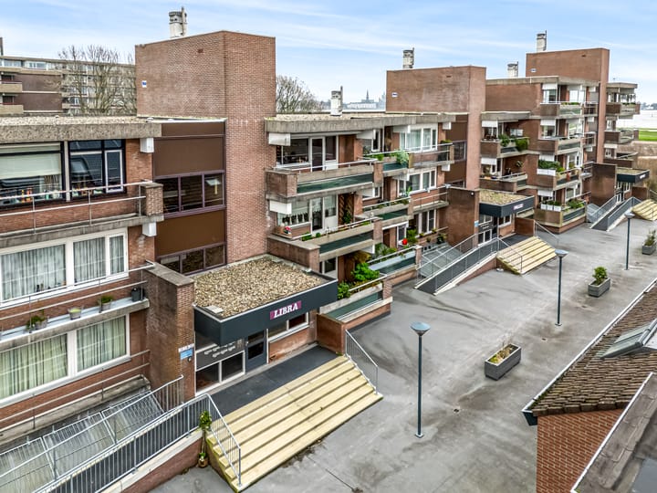 Foto 1 van Poolster 221