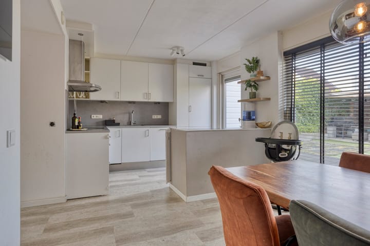 Foto 3 van Jane Addamsstraat 16