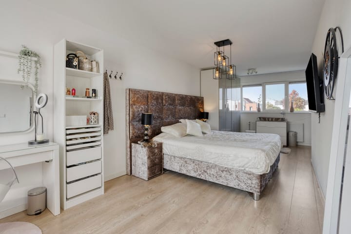 Foto 23 van Jane Addamsstraat 16