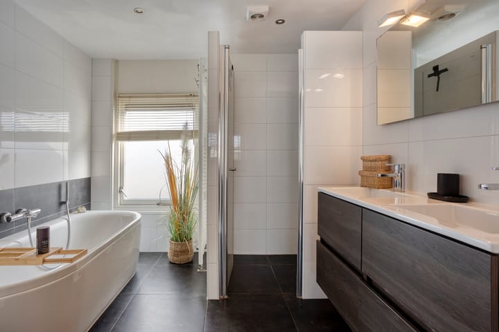 Foto 28 van Jane Addamsstraat 16