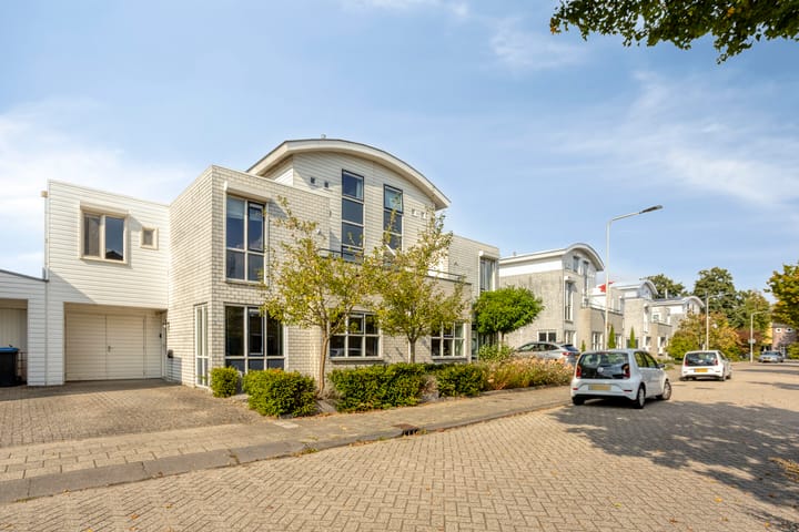 Foto 39 van Jane Addamsstraat 16