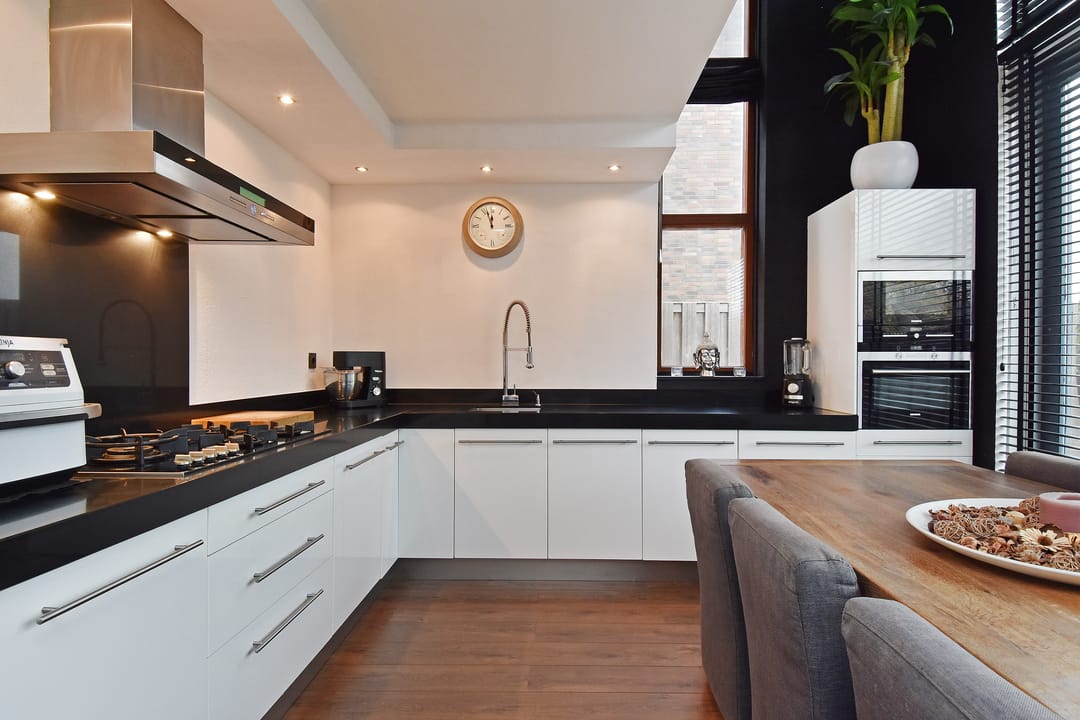 Foto 2 van Mahoniehout 12