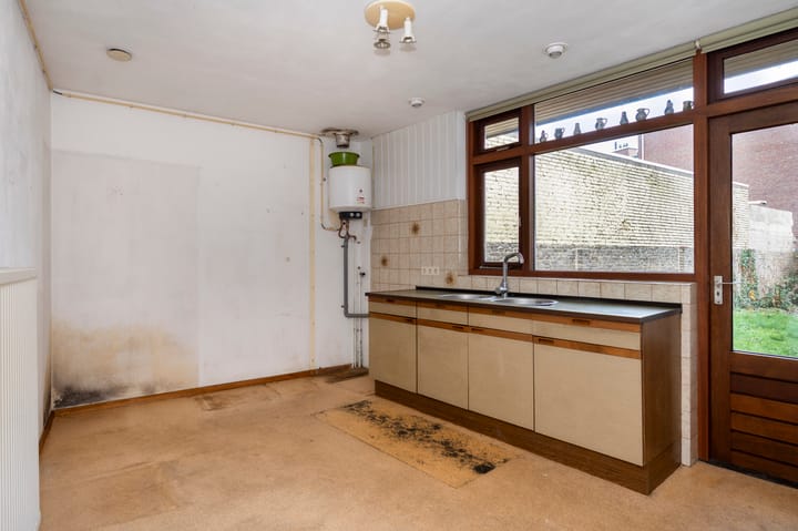 Photo 14 of Heinseweg 2