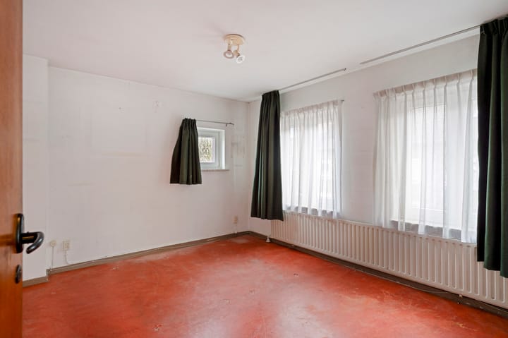 Photo 15 of Heinseweg 2