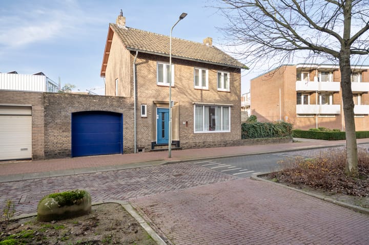 Photo 27 of Heinseweg 2