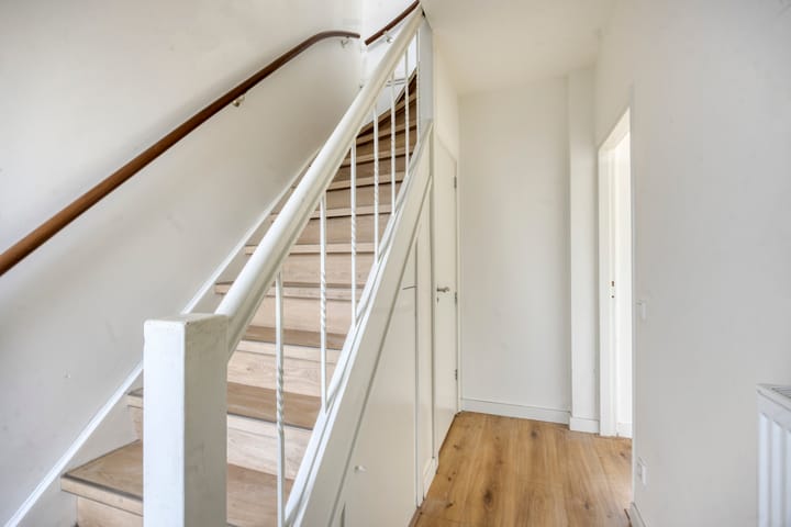 Photo 6 of Leliestraat 29