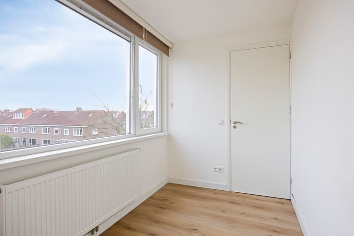 Photo 26 of Leliestraat 29