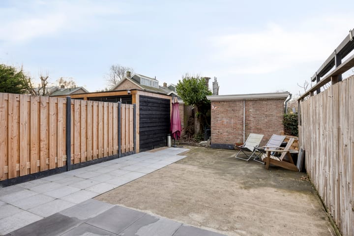 Photo 32 of Leliestraat 29