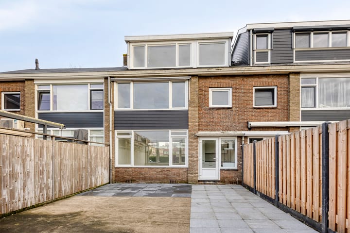 Photo 33 of Leliestraat 29