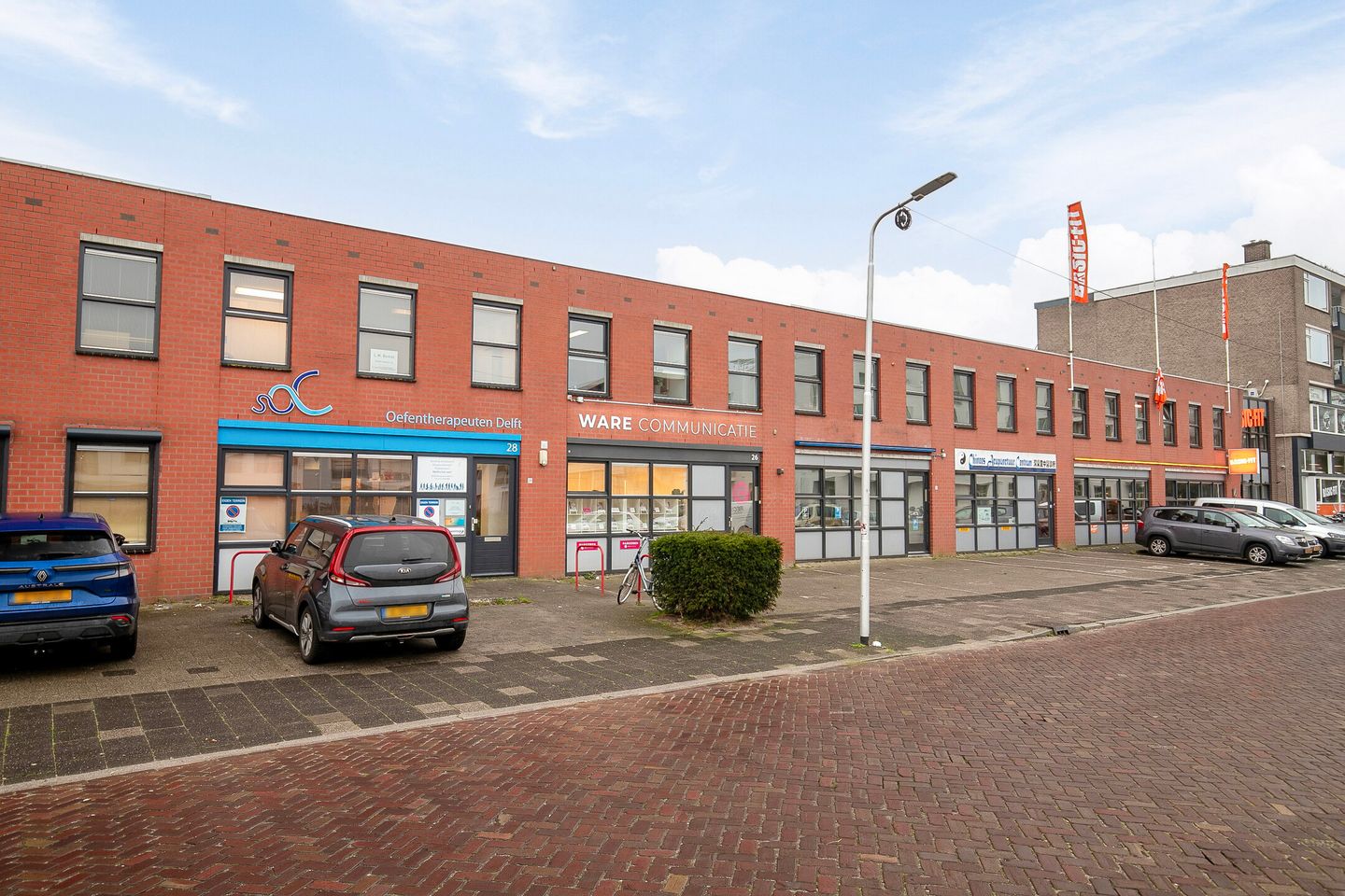 Bekijk foto 2 van Industriestraat 26