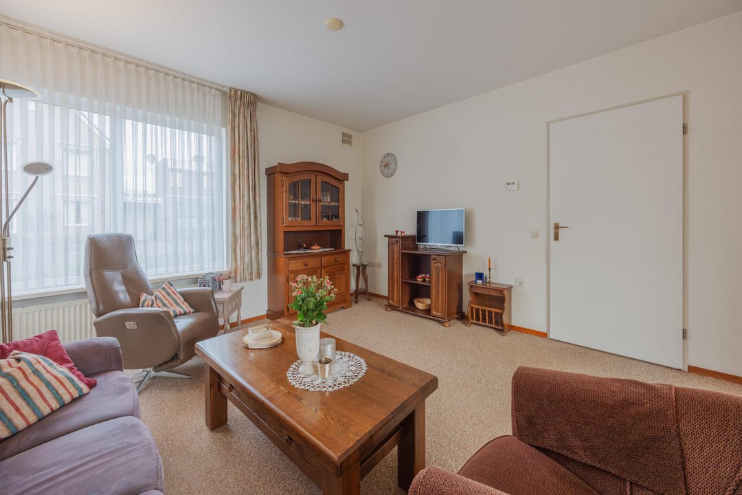 Foto 11 van Mgr Schravenlaan 15-A