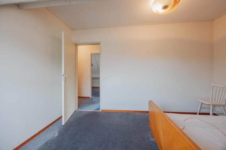 Foto 29 van Mgr Schravenlaan 15-A