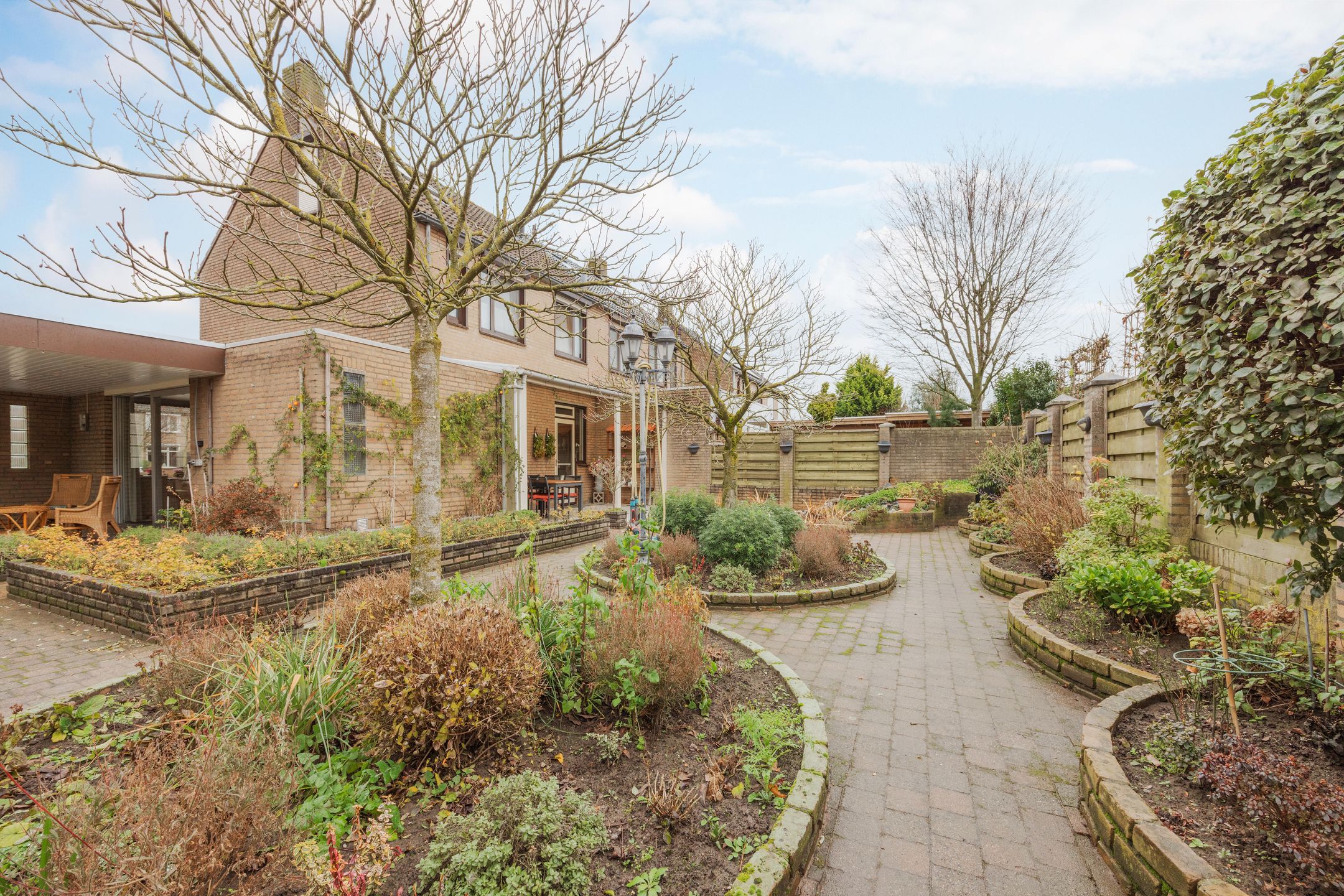 Photo 3 of Burg van Leentstraat 104